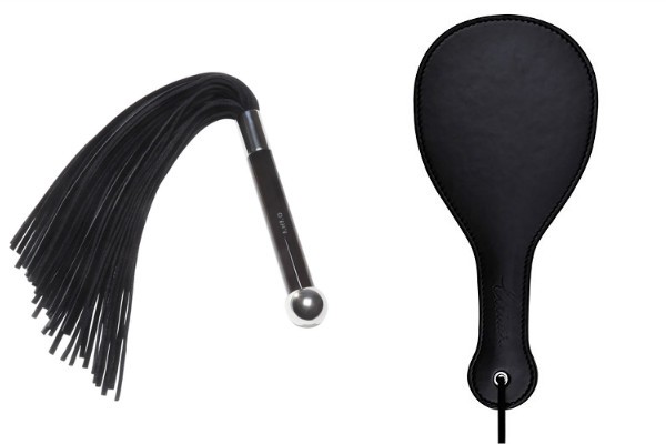 Estos accesorios están diseñados para azotar y excitar de la forma más seductora. Látigo y spanking paddle