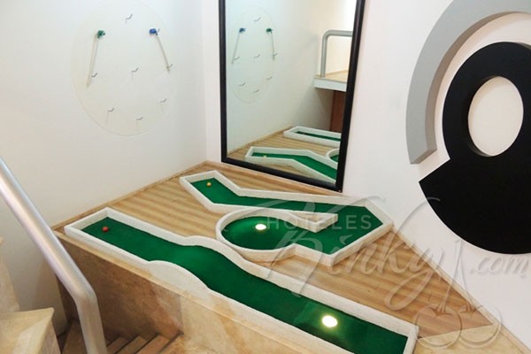 El costo de la habitación es de $ 450 pesos. Golfito del LoveHotel Pórticos