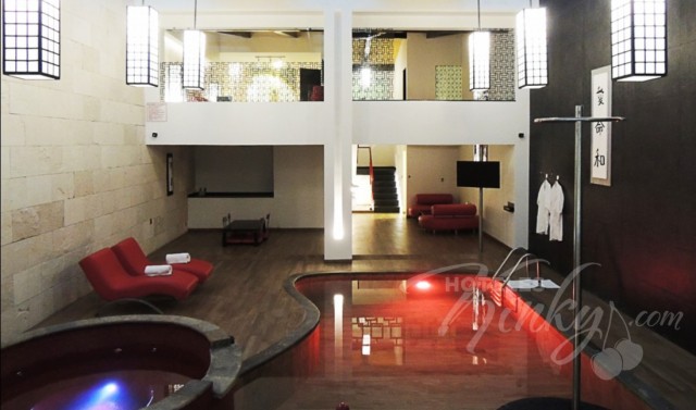Capacidad para 6 personas. habitacion japonesa