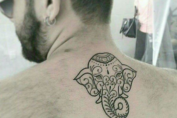 Están hechos con una tinta creada a base de plantas y pueden llegar a durar más de un mes. HENNA