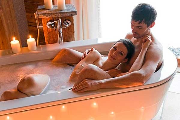 baño en pareja