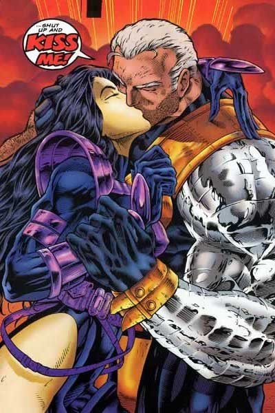 La apariencia de Domino en la película se ve modificada con respecto a su versión en los cómics. Domino y Cable beso comic