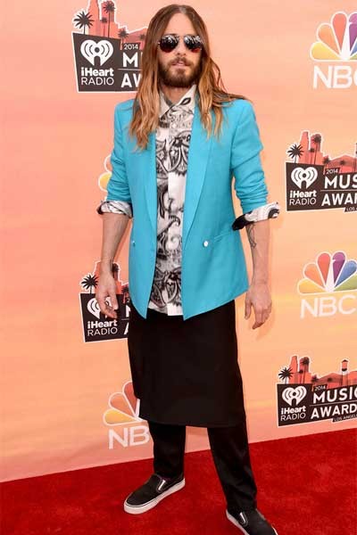 Actualmente es embajador de Gucci. Jared Leto estilo