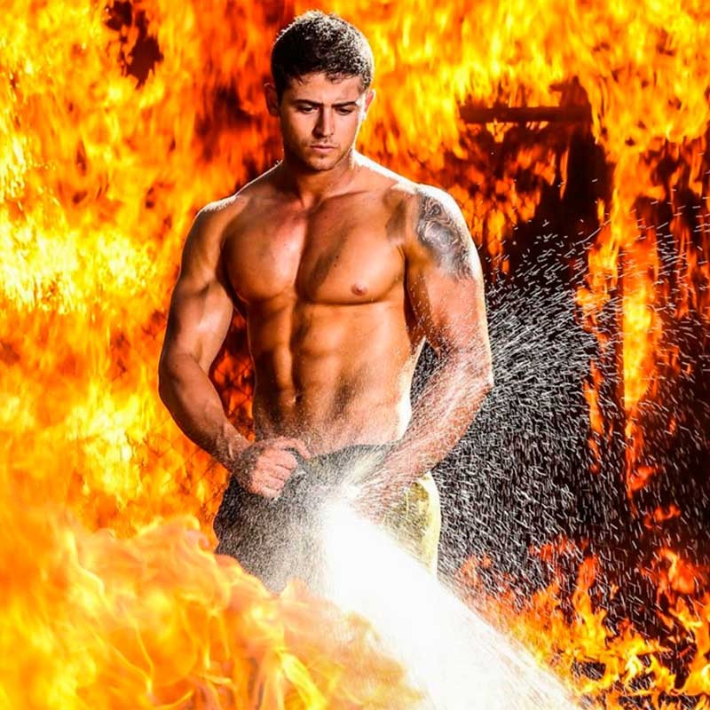 El Calendario 2018 Mas Hot Para Mujeres Con Bomberos Let S Kinky Let S Kinky calendario bomberos mayo