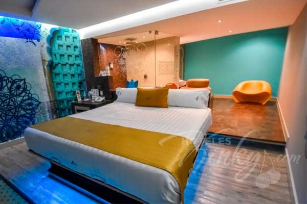 Las habitaciones van de los 580 a los 1800 pesos. Love Hotel Amala Escorpion