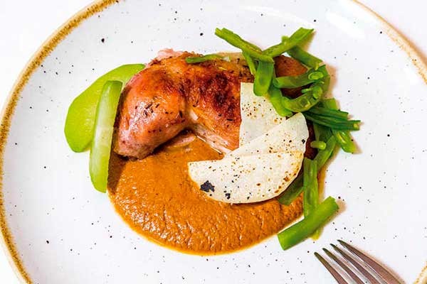Se trata del lugar número 29 a nivel Latinoamérica. Restaurante-Nicos