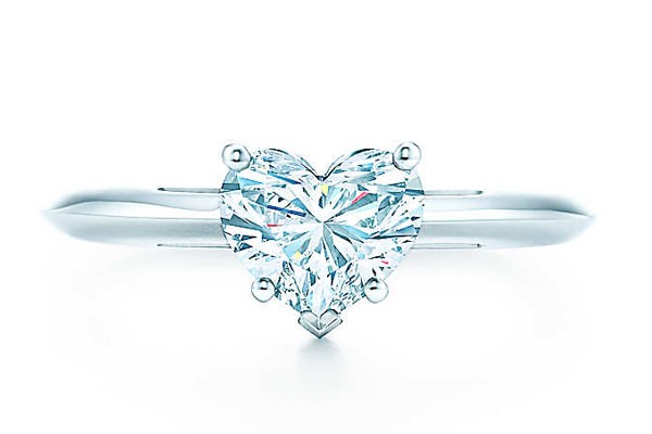Corte en forma de corazón de Tiffany & Co. anillo de corazón