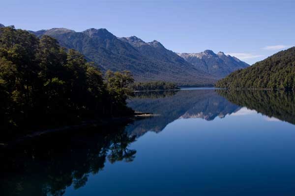 Lago Correntoso