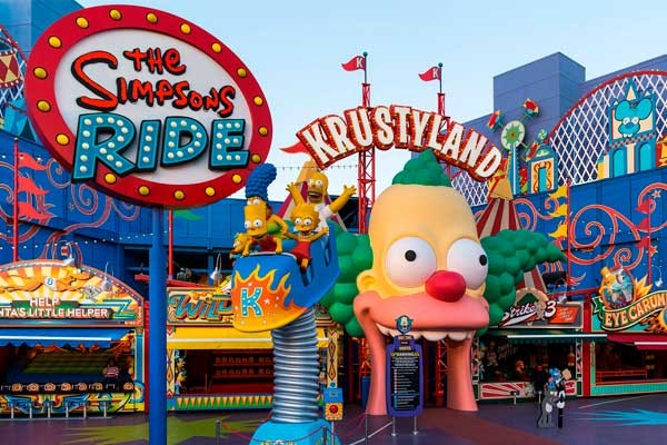 Sé parte de un episodio de tu serie favorita en este parque. parque de diveersiones los simpson