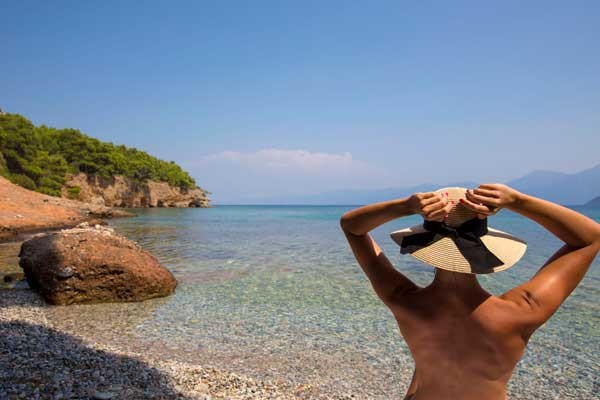 naturist bnb nudismo