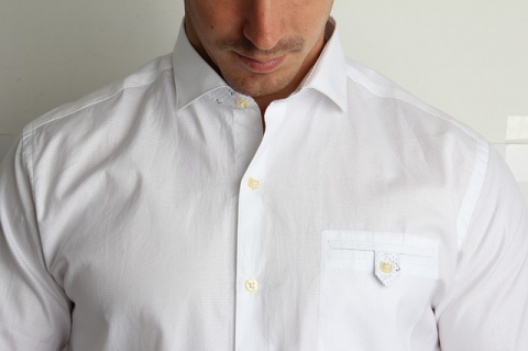 Tu camisa ideal es en la que no te sientes apretado. Lucir_Bien_Camisa