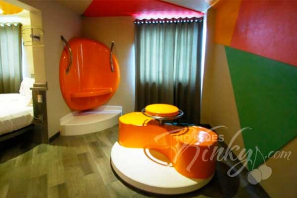 Gira Gira de la habitación Master OH! Jacuzzi. gira gira love hotel oh oriente jacuzzi