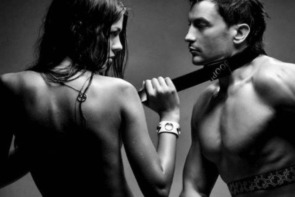 mujer dominante en el sexo