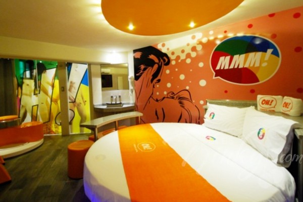 Esta habitación tiene un costo de $400 y admite hasta 3 personas. Villa-mmm-oh-oriente