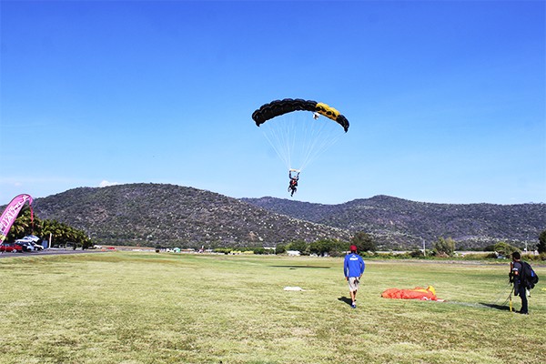 ¡Reserva ya y no te pierdas de esta gran experiencia en Skydive Cuautla!