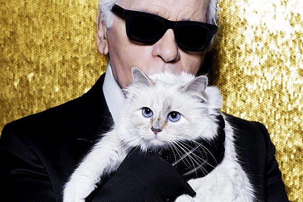 Karl Lagerfeld y su gata Choupette.