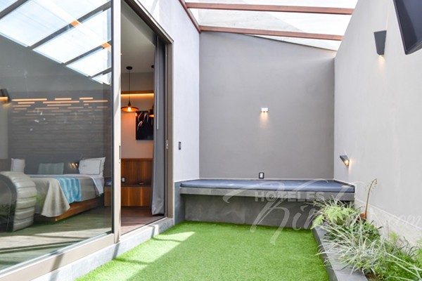 Habitación Master Jardín del Motel Picasso Lerma.