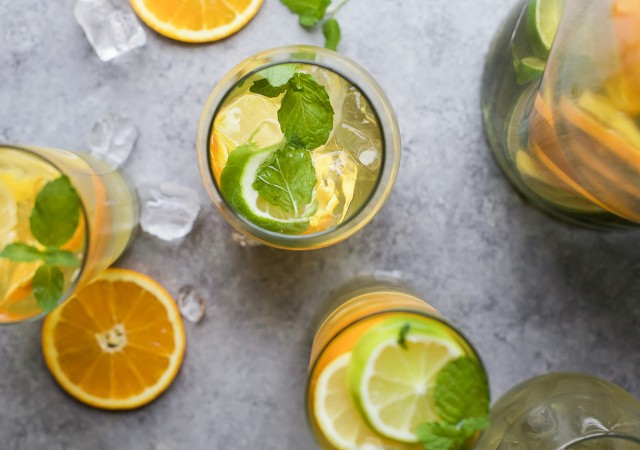 www.foodandwineespanol.com sangria de vino blanco