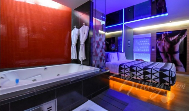 Habitación Villa Jacuzzi desde $700.