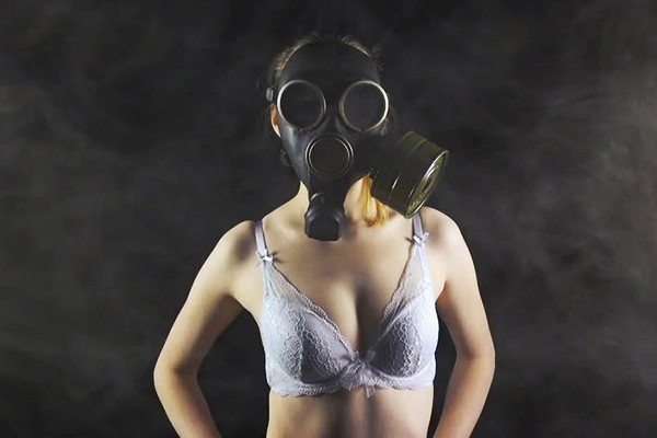 Debido a sus niveles hormonales, las mujeres deben tomar más precauciones.