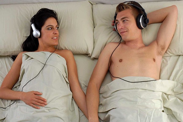 Te sorprenderá lo mucho que la música puede conectarte con tu pareja.