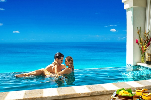 Explora el mundo de la manera más exclusiva con Airbnb Luxe.