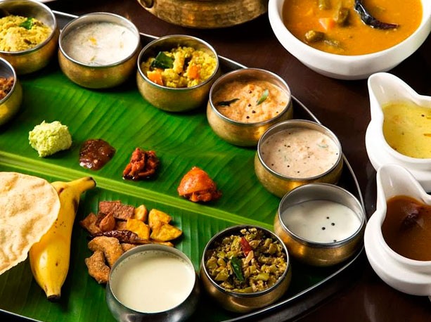 Puedes encontrarlo también en aplicaciones como Uber Eats o Sin delantal. comida hindu