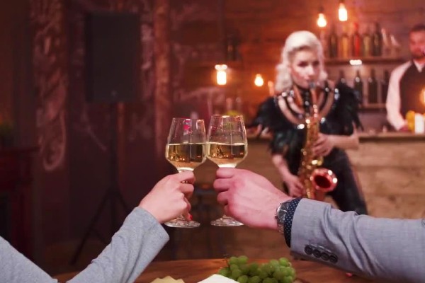 Ve con tu pareja y disfruta de esta experiencia al máximo.