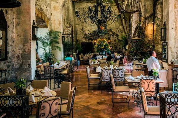 El restaurante cuenta con platillos inspirados en los menús hace varios siglos.