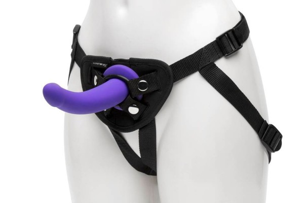 Strap-On tradicional: arnés más dildo. Strap-on tradicional