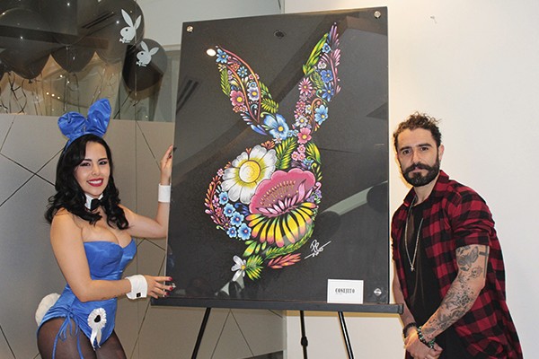 Playboy México + una exhibición de arte contemporáneo = Perfección.