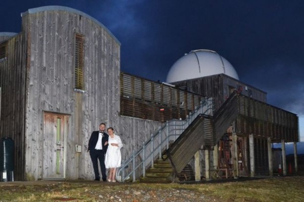Puedes realizar eventos privados como bodas o pedidas de mano. Dark Sky Observatory eventos