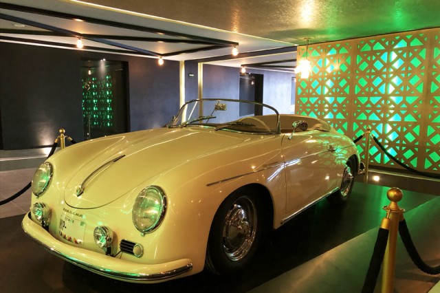 En la recepción vale la pena apreciar cada detalle v-motel-periferico-norte-porshe