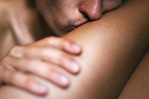 Busca otras formas de erotismo que no impliquen penetración. Embarazo erotismo