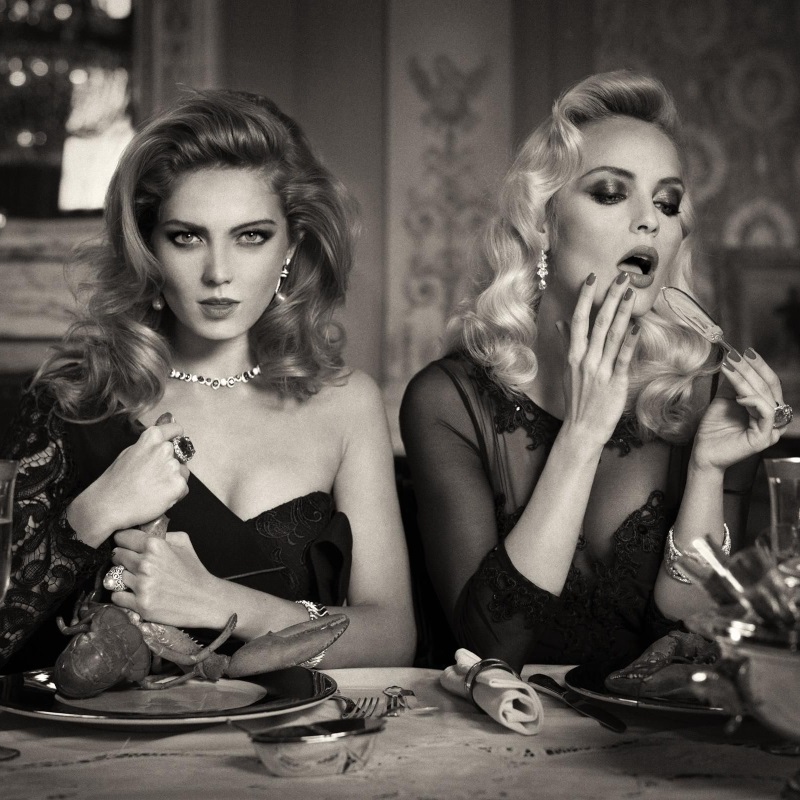 La sensualidad y el glamour en la fotografía de Marc Lagrange