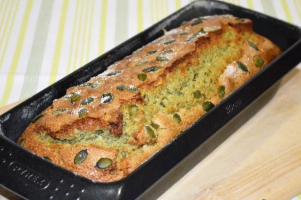 Panqué de semillas de calabaza y naranja