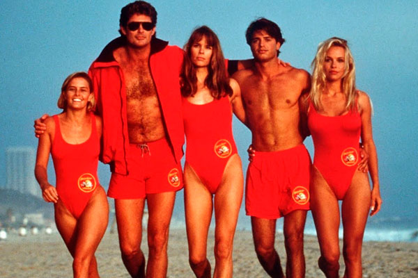 Baywatch narraba el día a día de un grupo de socorristas en las playas de Los Ángeles.