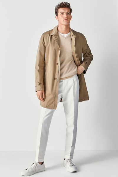 Juega con los colores de invierno y haz del blanco el protagonista de tu outfit navideño 2020.