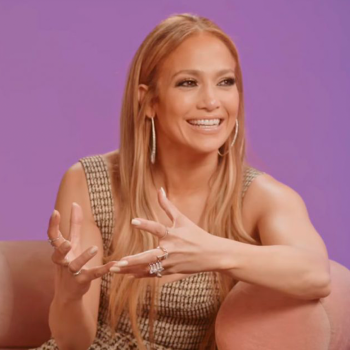 Jennifer Lopez te da los mejores tips para ligar en Tinder